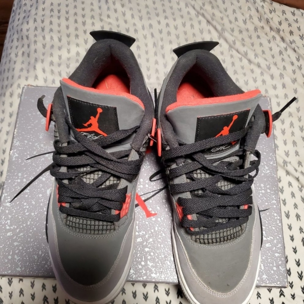 Jordan 4 infrared